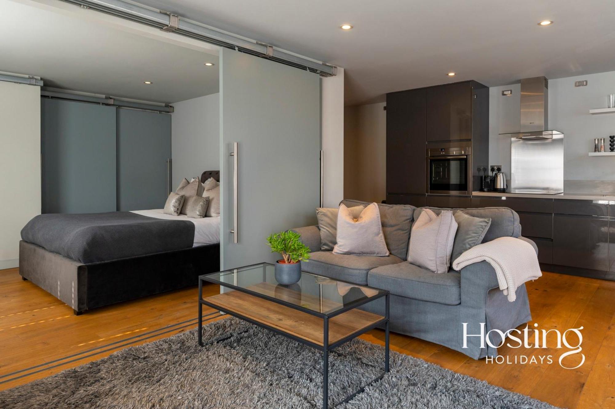 Modern Luxury Apartment In The Heart Of Henley Exterior foto